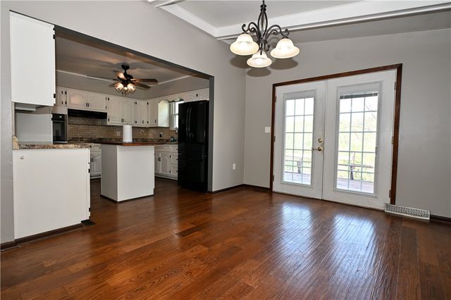 46 Mannina, Charleroi Boro, PA 15432