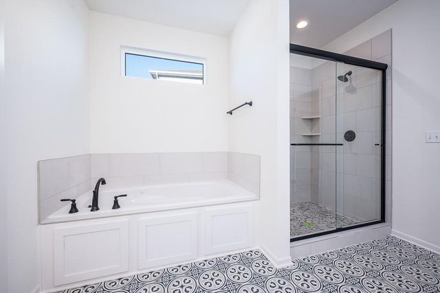 1942 Edgewood Drive, Leavenworth, KS 66048