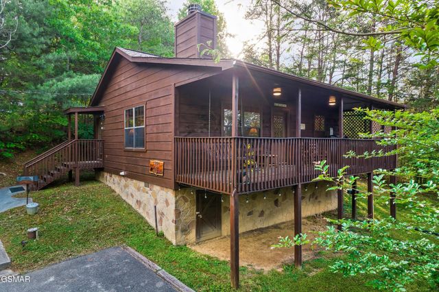 2619 Thad Trail, Sevierville, TN 37876
