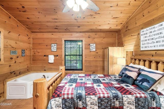 2619 Thad Trail, Sevierville, TN 37876