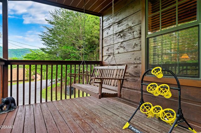 2619 Thad Trail, Sevierville, TN 37876