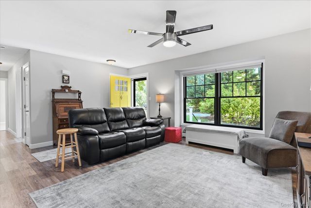 20 Lynbrook Drive, Sound Beach, NY 11789