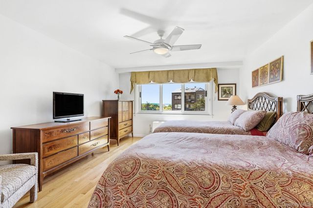 701 Pelham Road 2B, New Rochelle, NY 10805