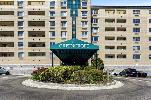 701 Pelham Road 2B, New Rochelle, NY 10805