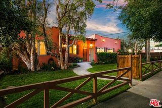 10721 AQUA VISTA Street 3, Studio City (los Angeles), CA 91602