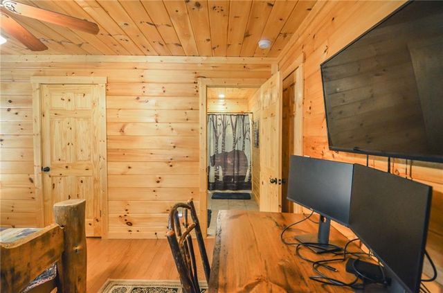 216 Dawn Lane, Ellijay, GA 30540