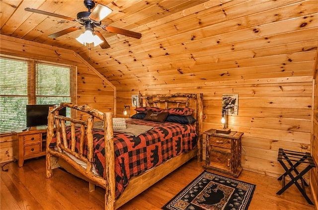 216 Dawn Lane, Ellijay, GA 30540