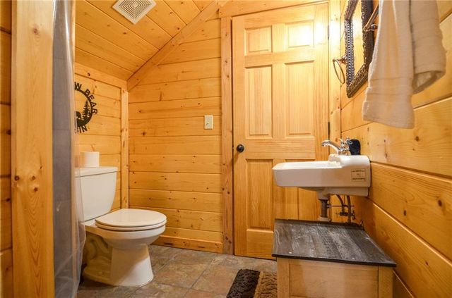 216 Dawn Lane, Ellijay, GA 30540