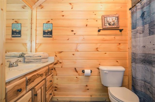 216 Dawn Lane, Ellijay, GA 30540