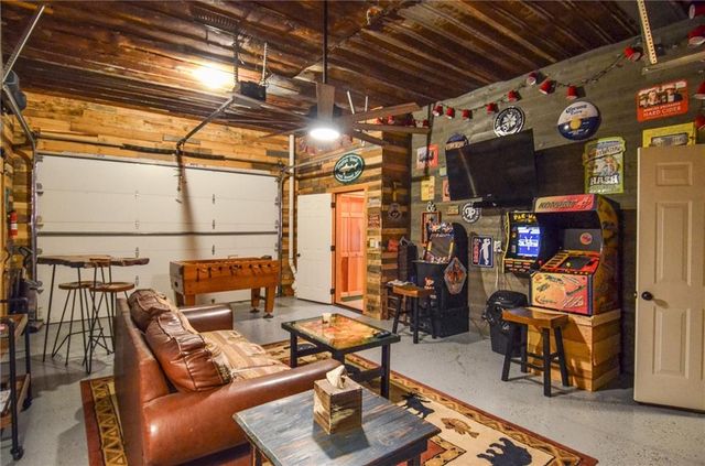 216 Dawn Lane, Ellijay, GA 30540