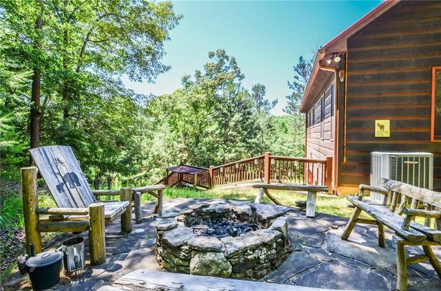 216 Dawn Lane, Ellijay, GA 30540