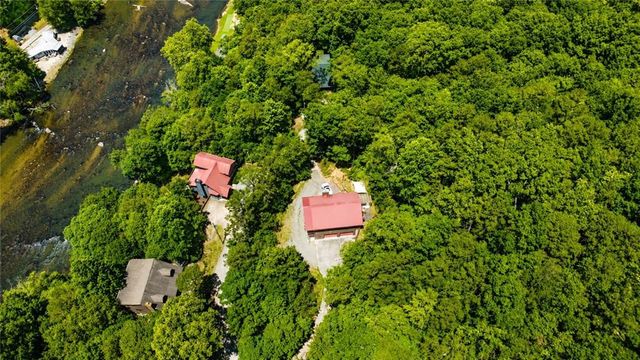 216 Dawn Lane, Ellijay, GA 30540