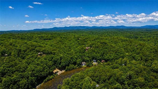 216 Dawn Lane, Ellijay, GA 30540