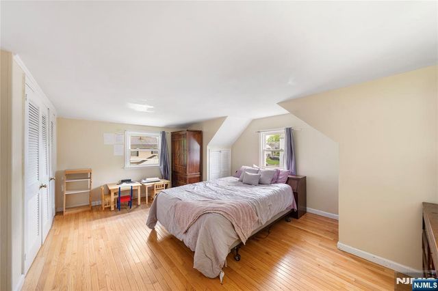 73 Davis Drive, Bergenfield, NJ 07621