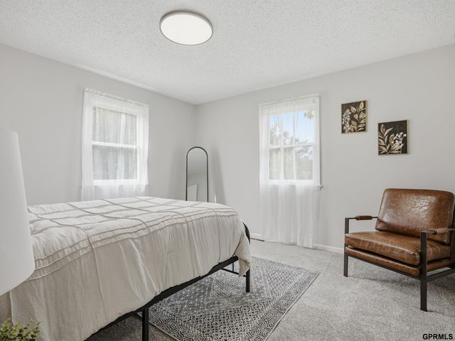503 Ridge Road N, Council Bluffs, IA 51503