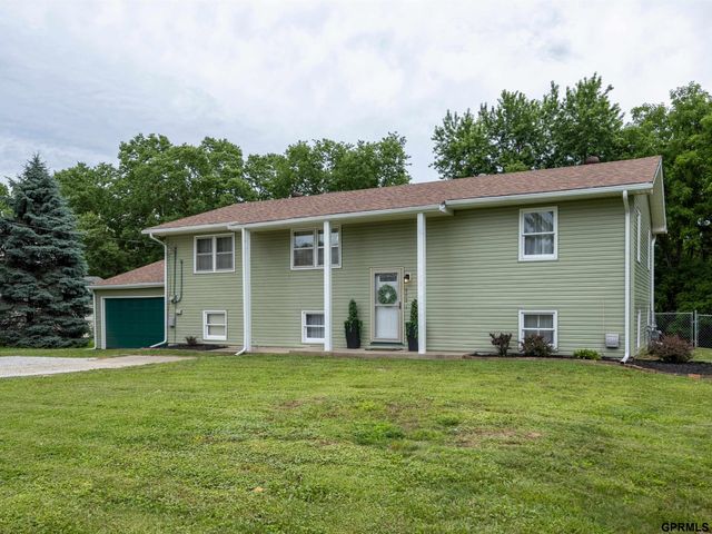 503 Ridge Road N, Council Bluffs, IA 51503