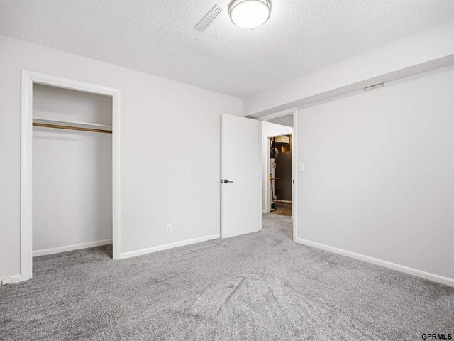 503 Ridge Road N, Council Bluffs, IA 51503