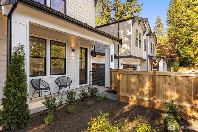 11608 NE 92nd Street, Kirkland, WA 98033