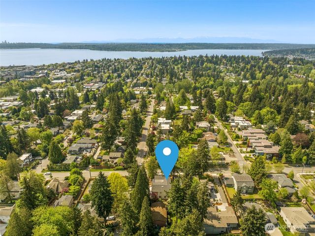 11608 NE 92nd Street, Kirkland, WA 98033