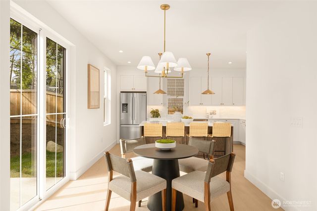 11608 NE 92nd Street, Kirkland, WA 98033