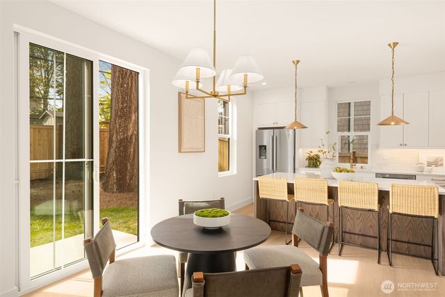 11608 NE 92nd Street, Kirkland, WA 98033