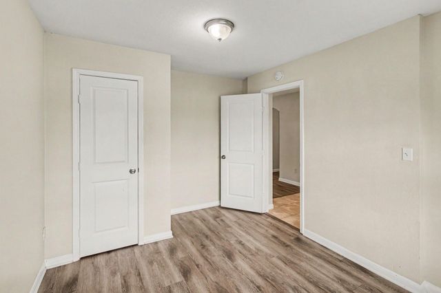 18011 Kinsale Valley Lane, Houston, TX 77060