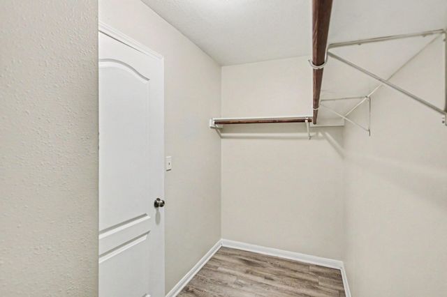 18011 Kinsale Valley Lane, Houston, TX 77060
