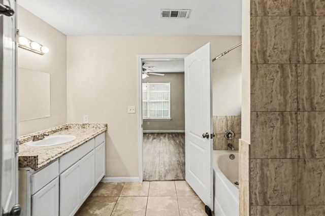 18011 Kinsale Valley Lane, Houston, TX 77060