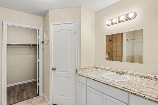 18011 Kinsale Valley Lane, Houston, TX 77060