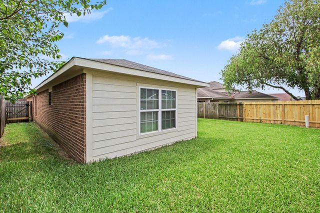 18011 Kinsale Valley Lane, Houston, TX 77060