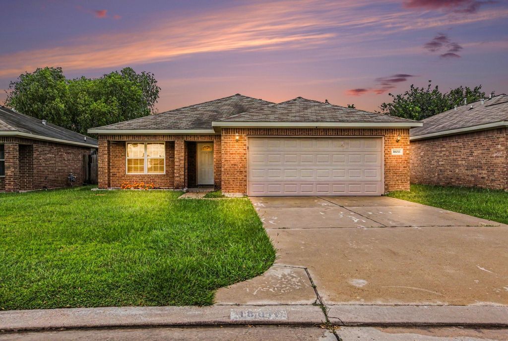 18011 Kinsale Valley Lane, Houston, TX 77060