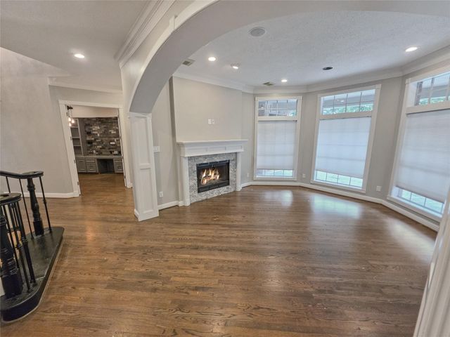 3815 Loch Glen Court, Houston, TX 77059