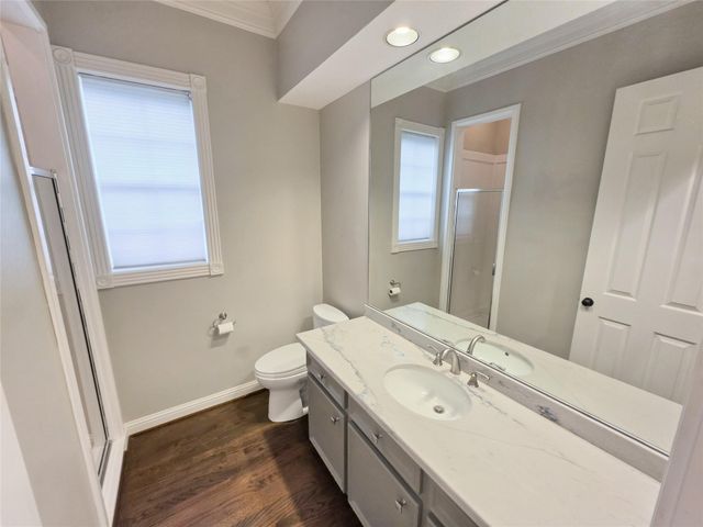 3815 Loch Glen Court, Houston, TX 77059