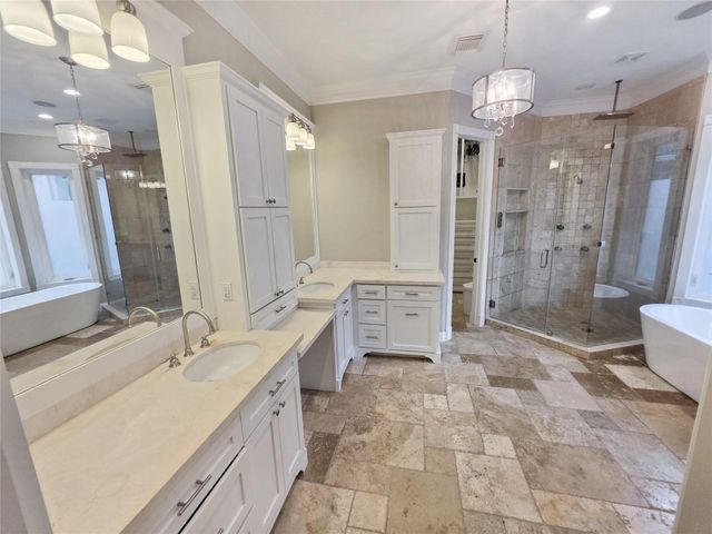 3815 Loch Glen Court, Houston, TX 77059