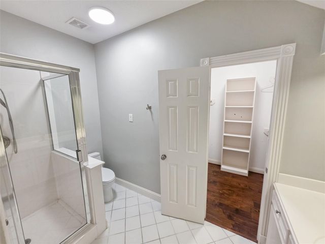 3815 Loch Glen Court, Houston, TX 77059