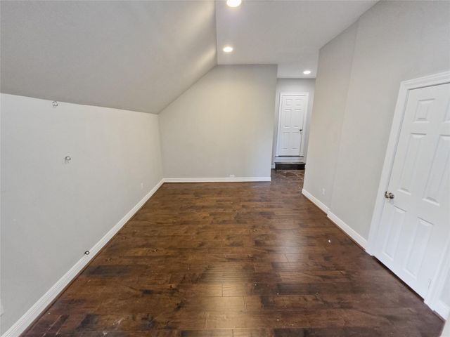 3815 Loch Glen Court, Houston, TX 77059