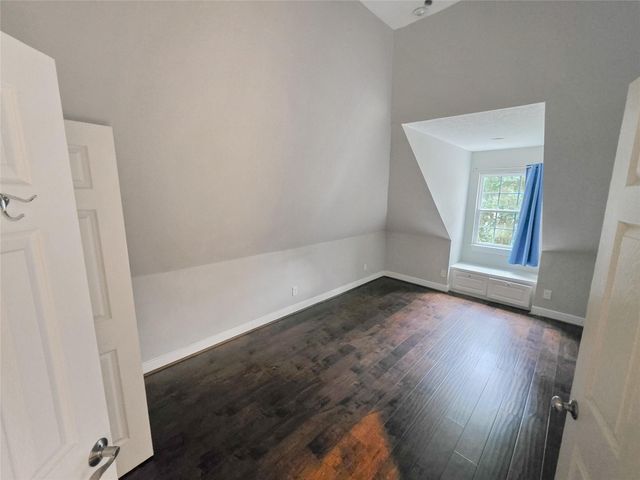 3815 Loch Glen Court, Houston, TX 77059