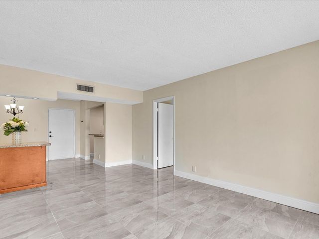 470 NW 20th Street 3020, Boca Raton, FL 33431