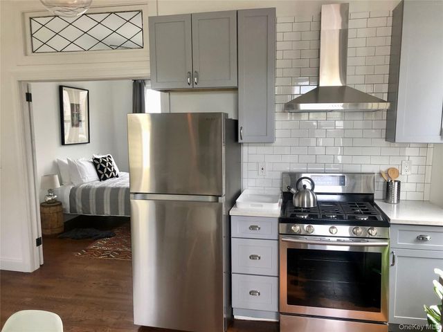 2 Courtney Avenue, Newburgh, NY 12550