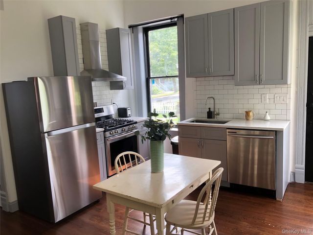 2 Courtney Avenue, Newburgh, NY 12550