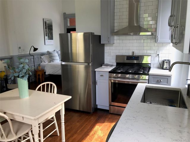 2 Courtney Avenue, Newburgh, NY 12550
