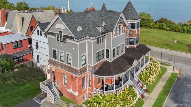 2 Courtney Avenue, Newburgh, NY 12550