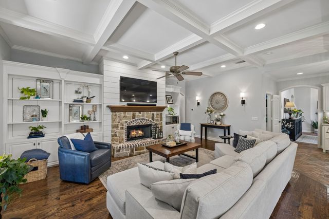 523 S Dallas Street, Van Alstyne, TX 75495