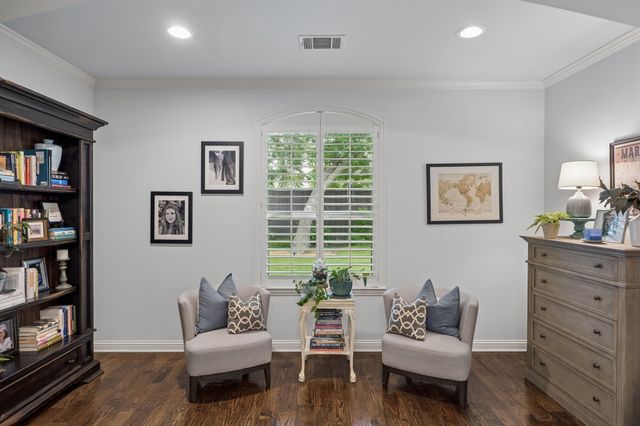 523 S Dallas Street, Van Alstyne, TX 75495