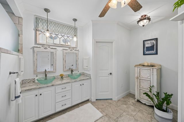 523 S Dallas Street, Van Alstyne, TX 75495