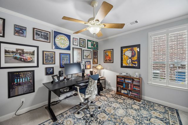 523 S Dallas Street, Van Alstyne, TX 75495