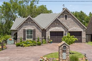 523 S Dallas Street, Van Alstyne, TX 75495