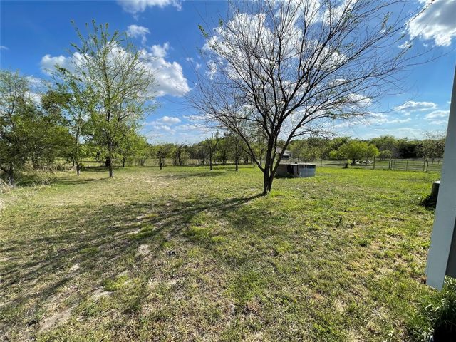 486 County Road 489, Stephenville, TX 76401