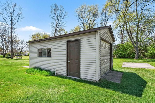 70620 Dennis Drive, Milton Twp, MI 49120