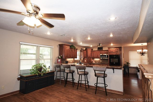 1508 N 3rd Avenue, Warner, OK 74469